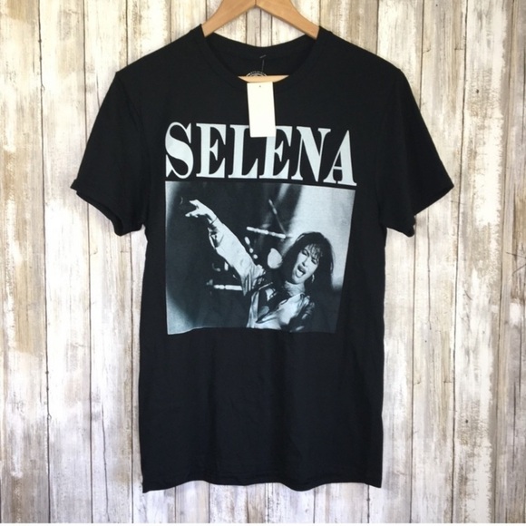 Selena Tops - NWT Selena Black Tee